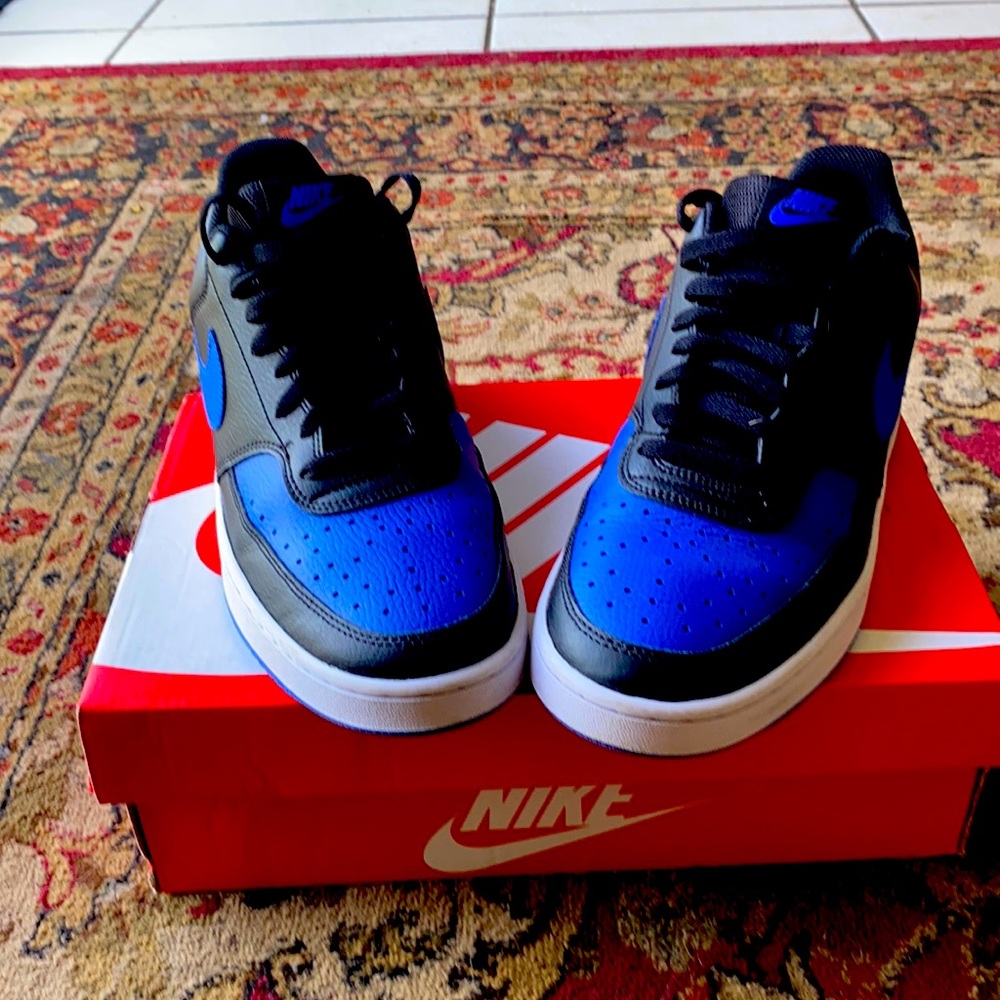 Nike court vision Lo
